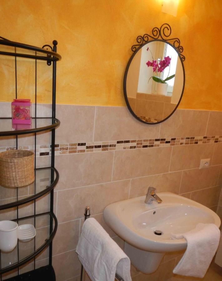 Apartamento La Collina Dei Fiori Vercana Exterior foto