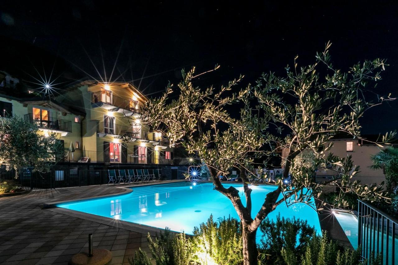 Apartamento La Collina Dei Fiori Vercana Exterior foto
